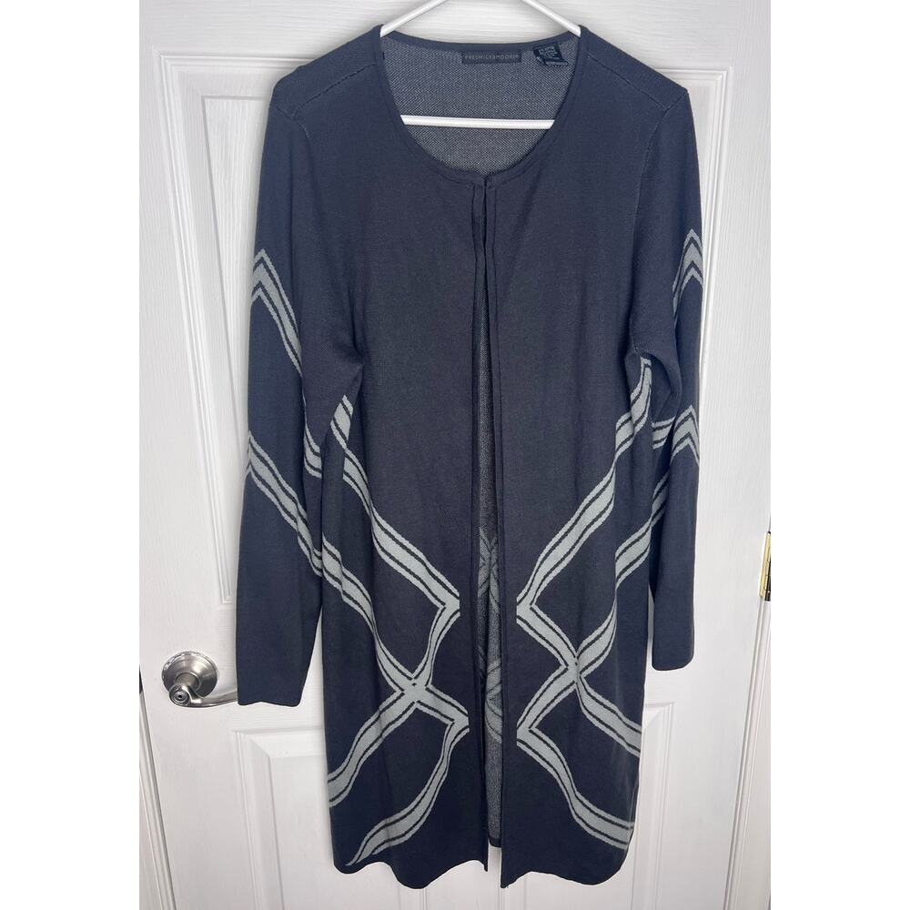 Preswick & Moore Women's Long Cardigan Sweater Gray, Hook and Eye Closure